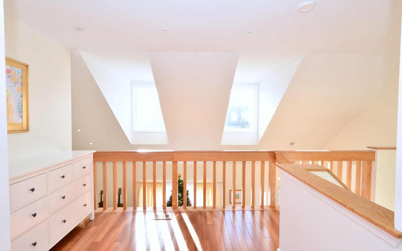 16 Lexington Ct