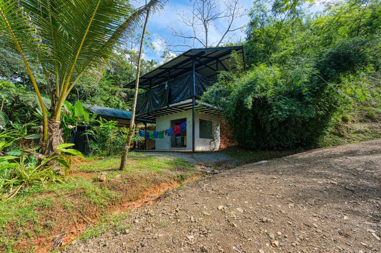 5 Bedroom Single Family Homes