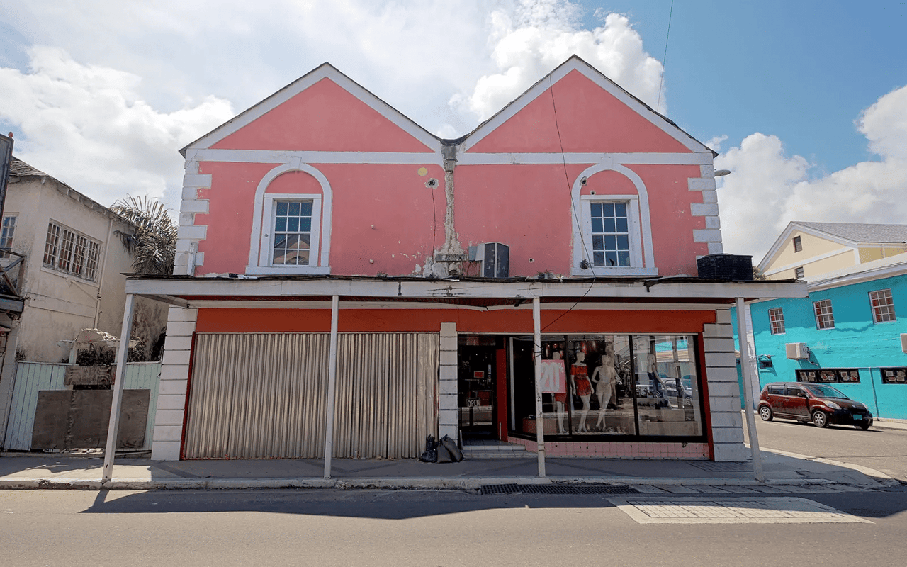 Bay Street Commercial Building