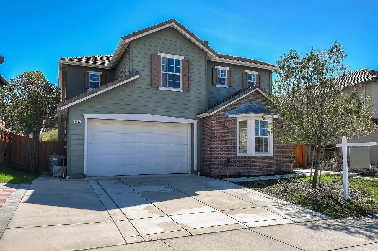 5552 London Wy