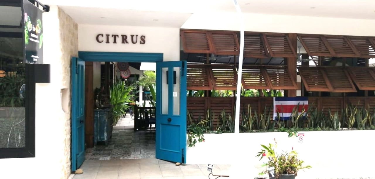Boutique Hotel and Commercial Plaza, Ojochal, Puntarenas