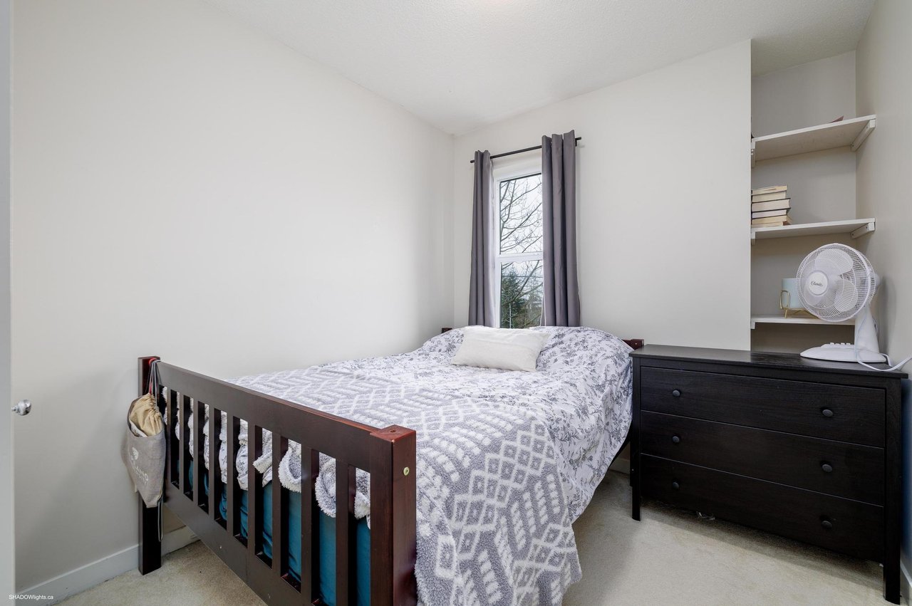 54-10489 Delsom Cres