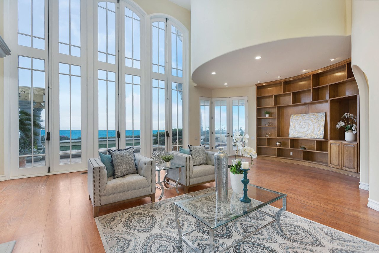 Bluff Front Ocean View Estate