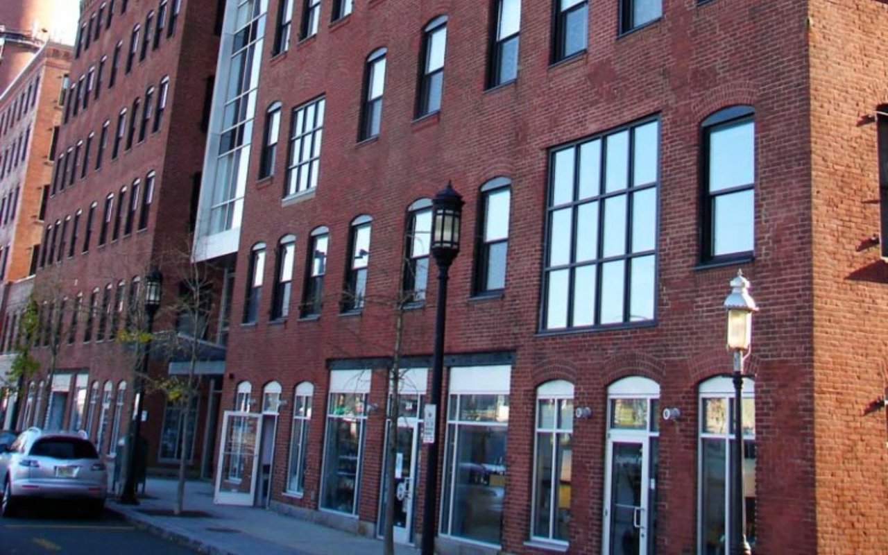 Fort Point Place