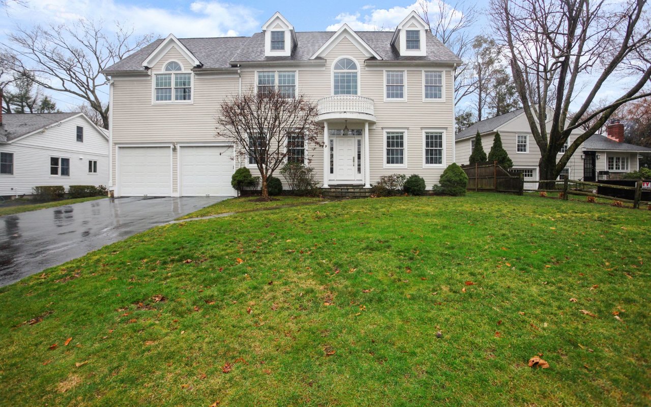 15 Ridge Dr