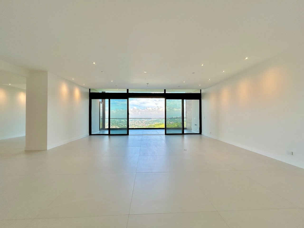 Modern Luxury Panoramic Penthouse, Santa Ana, San Jose