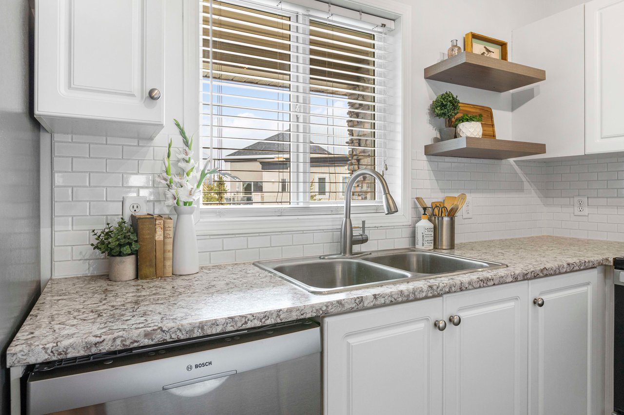 401, 5500 Somervale Court SW Unit: 401