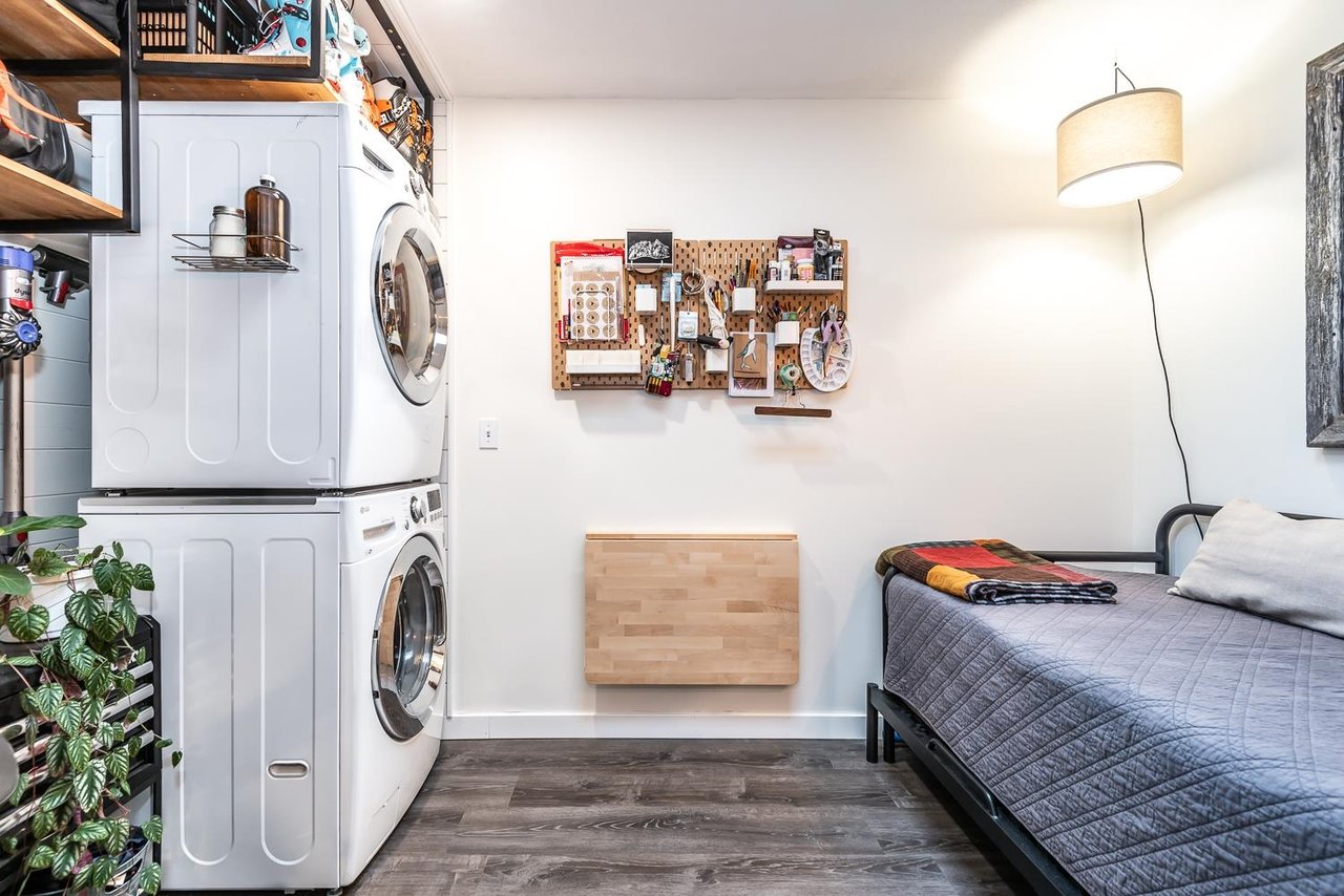 C311-40140 Willow Cres
