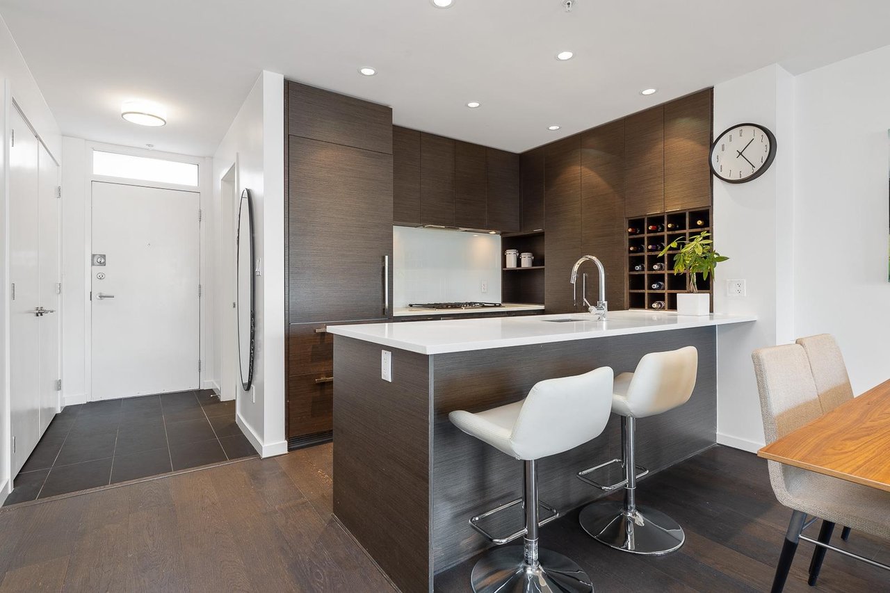 721-5955 Birney Ave