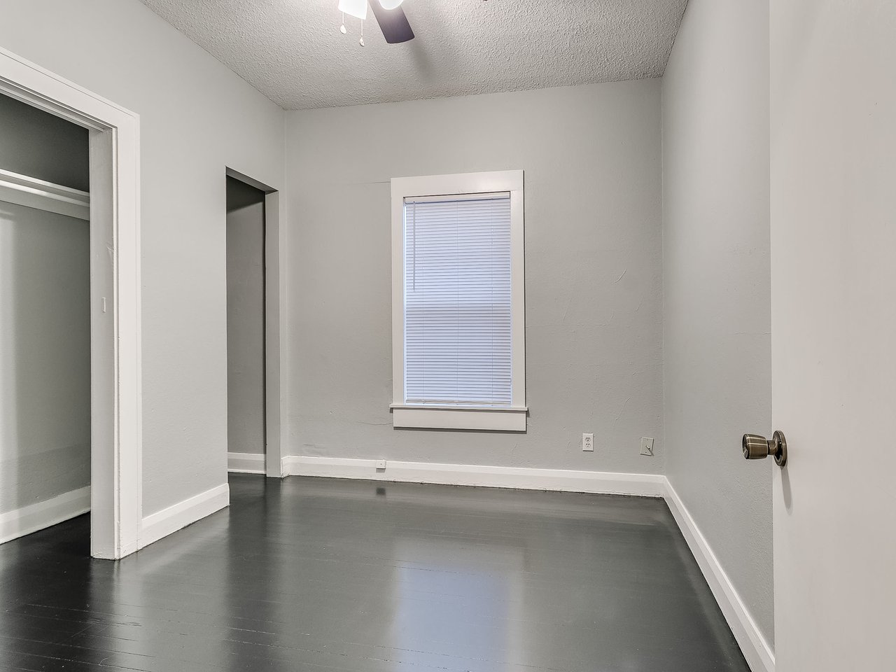 1313 N Beard Ave