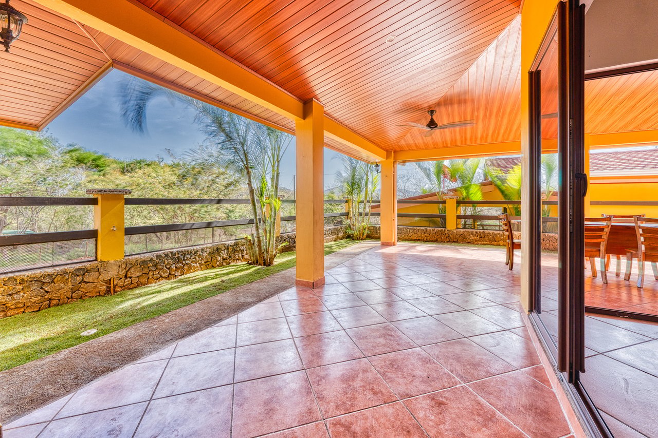 Multi House Rental Compound, Tamarindo, Guanacaste