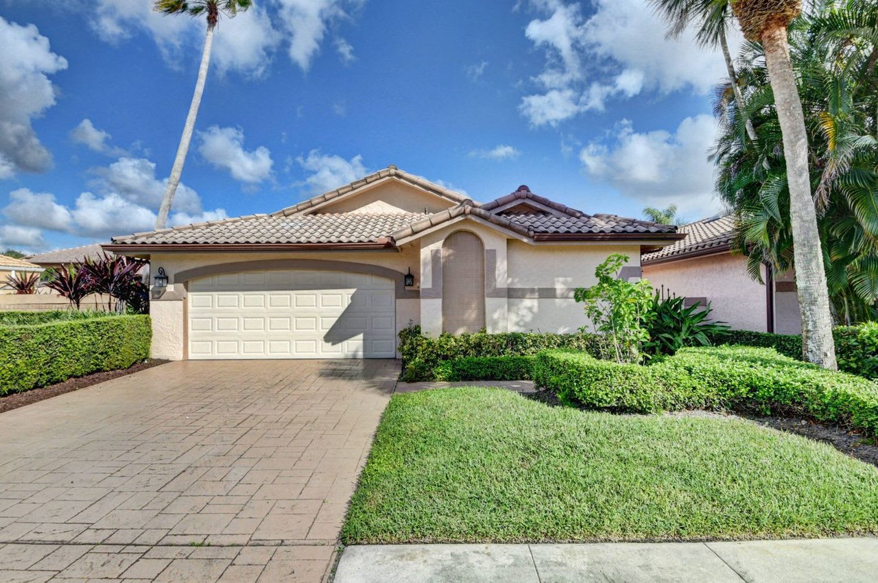 15404 Strathearn Dr