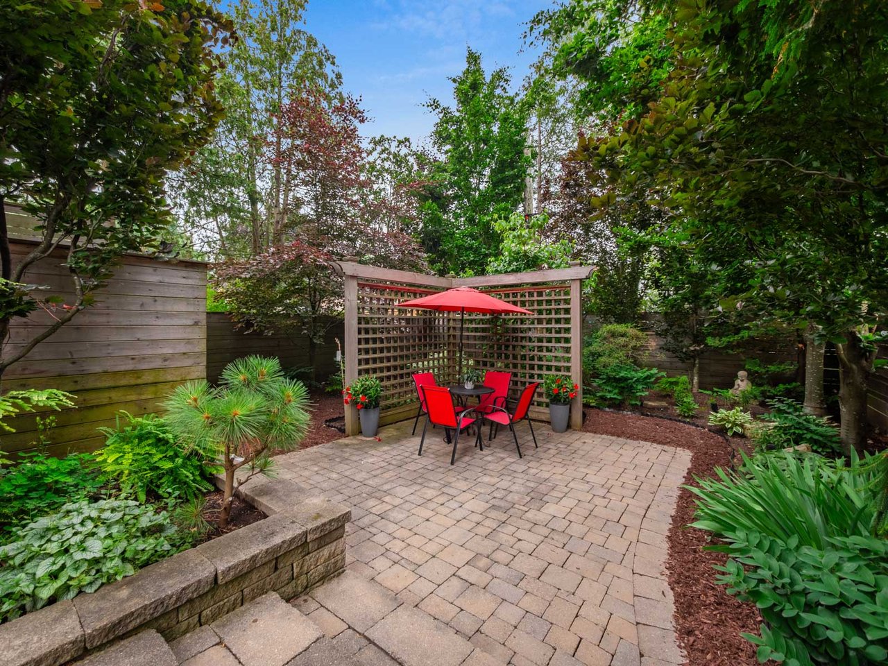 24 Elmview Dr