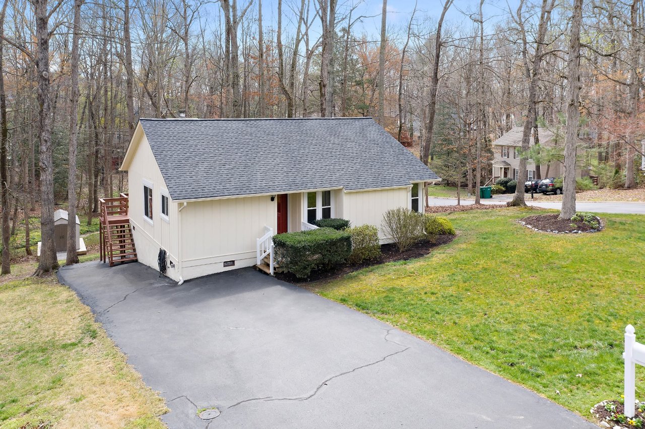 1457 Lockett Ridge Road