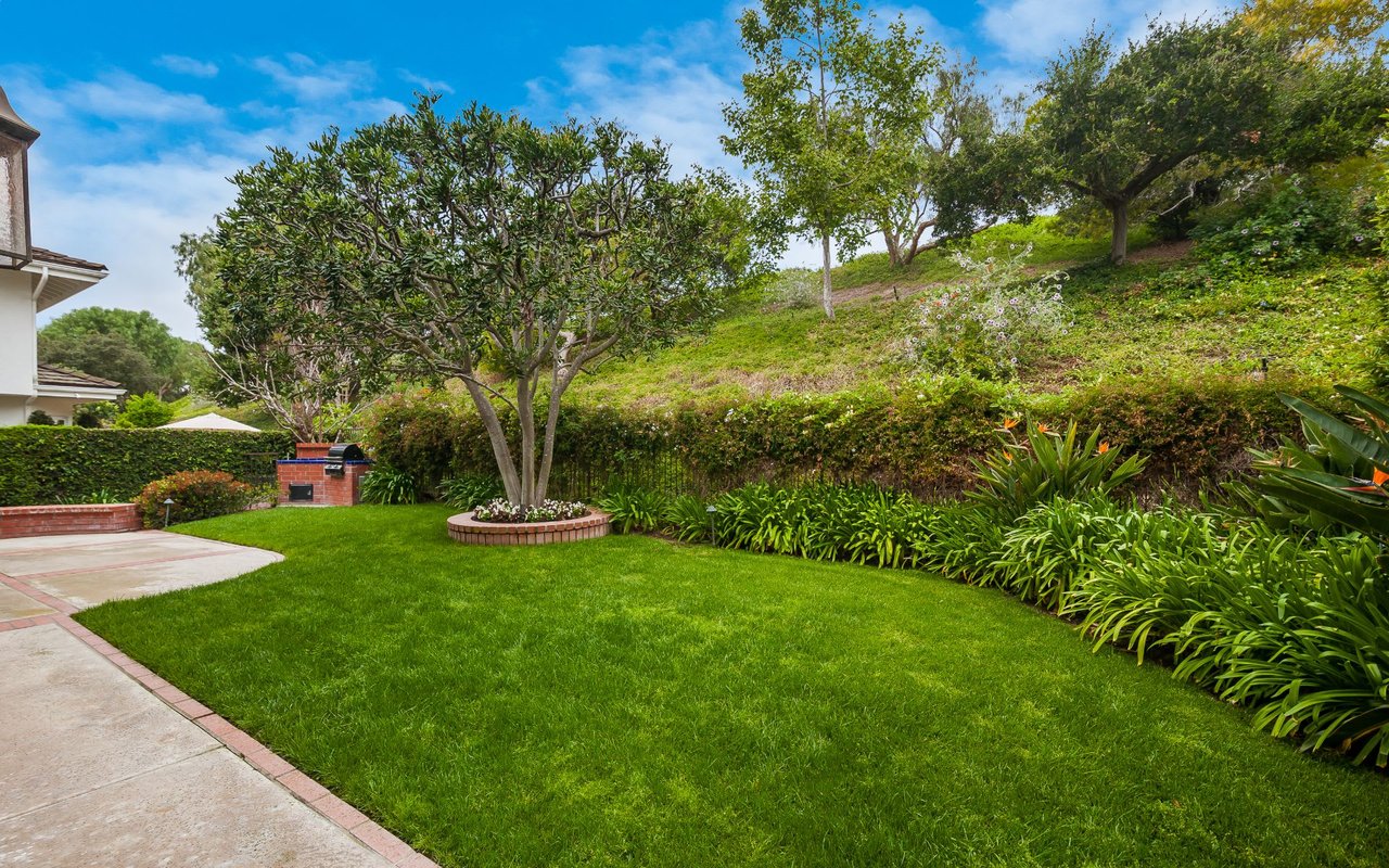 15 Bluff View
