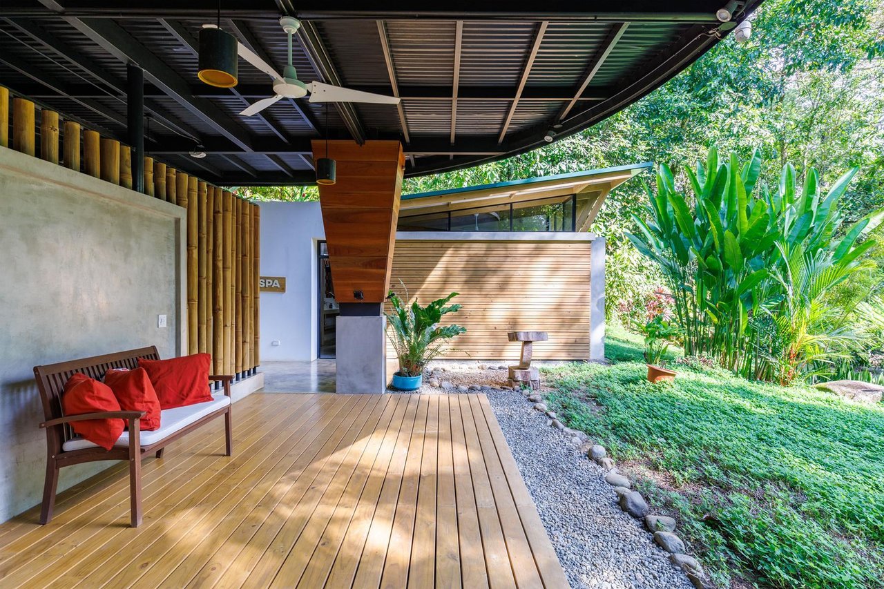 Riverside Wellness Boutique Hotel, Ojochal, Puntarenas