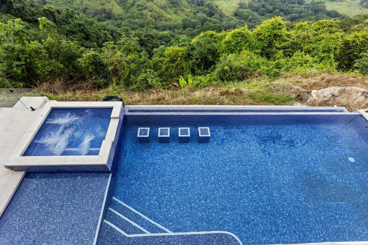 Luxury Ocean View Villa, Jaco, Puntarenas