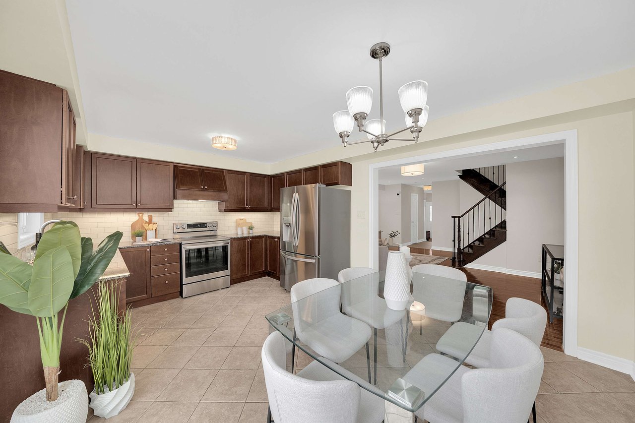 127 Four Seasons Cres, Newmarket Ontario