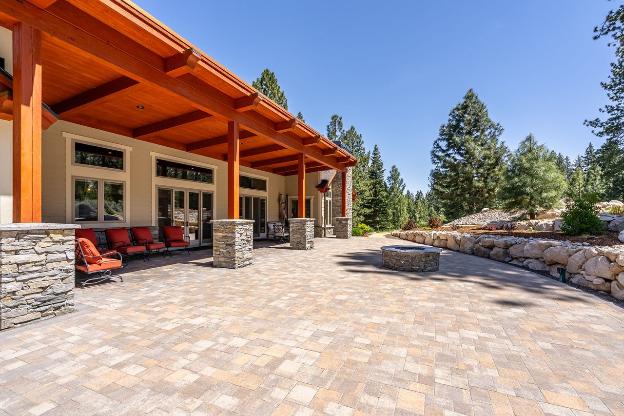 Resort Style Living-Jobs Peak Ranch