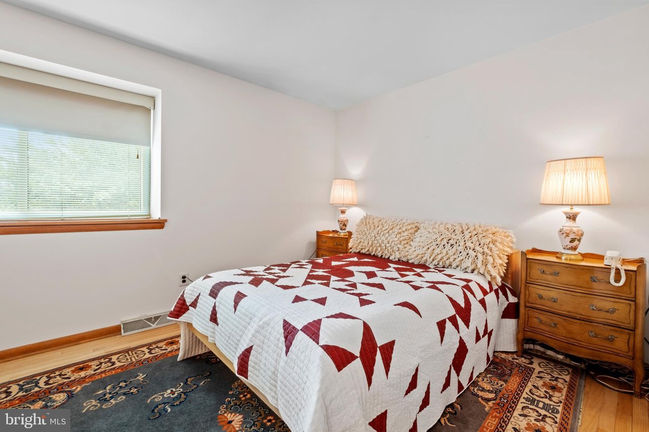 31 Lynne Cir