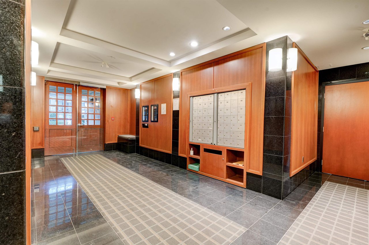 206-2065 W 12th Avenue, Vancouver