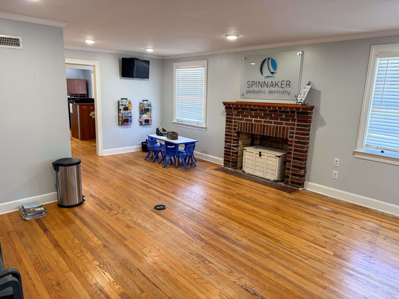 1102 N Columbia (HWY 21) Avenue