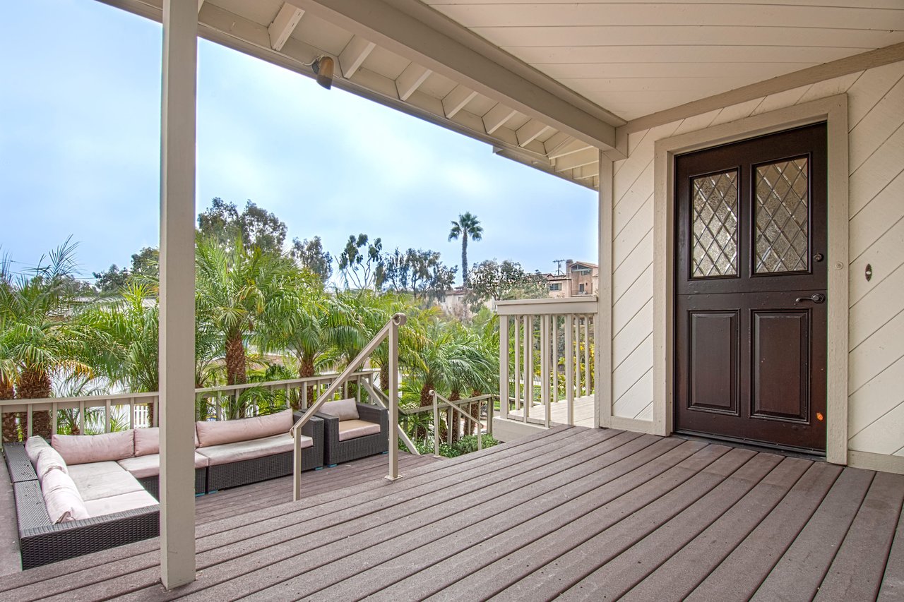 405 Heliotrope Avenue