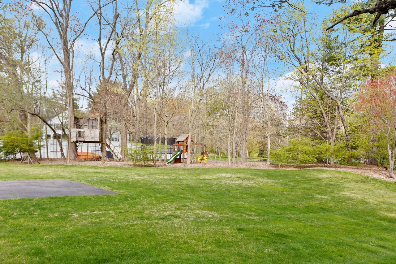 2 Pequot Drive