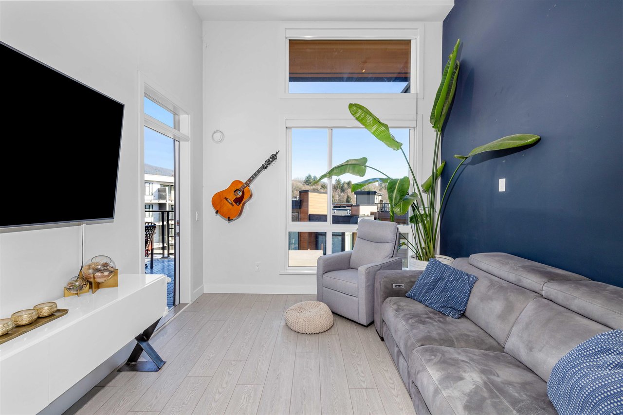 609-733 W 3rd St