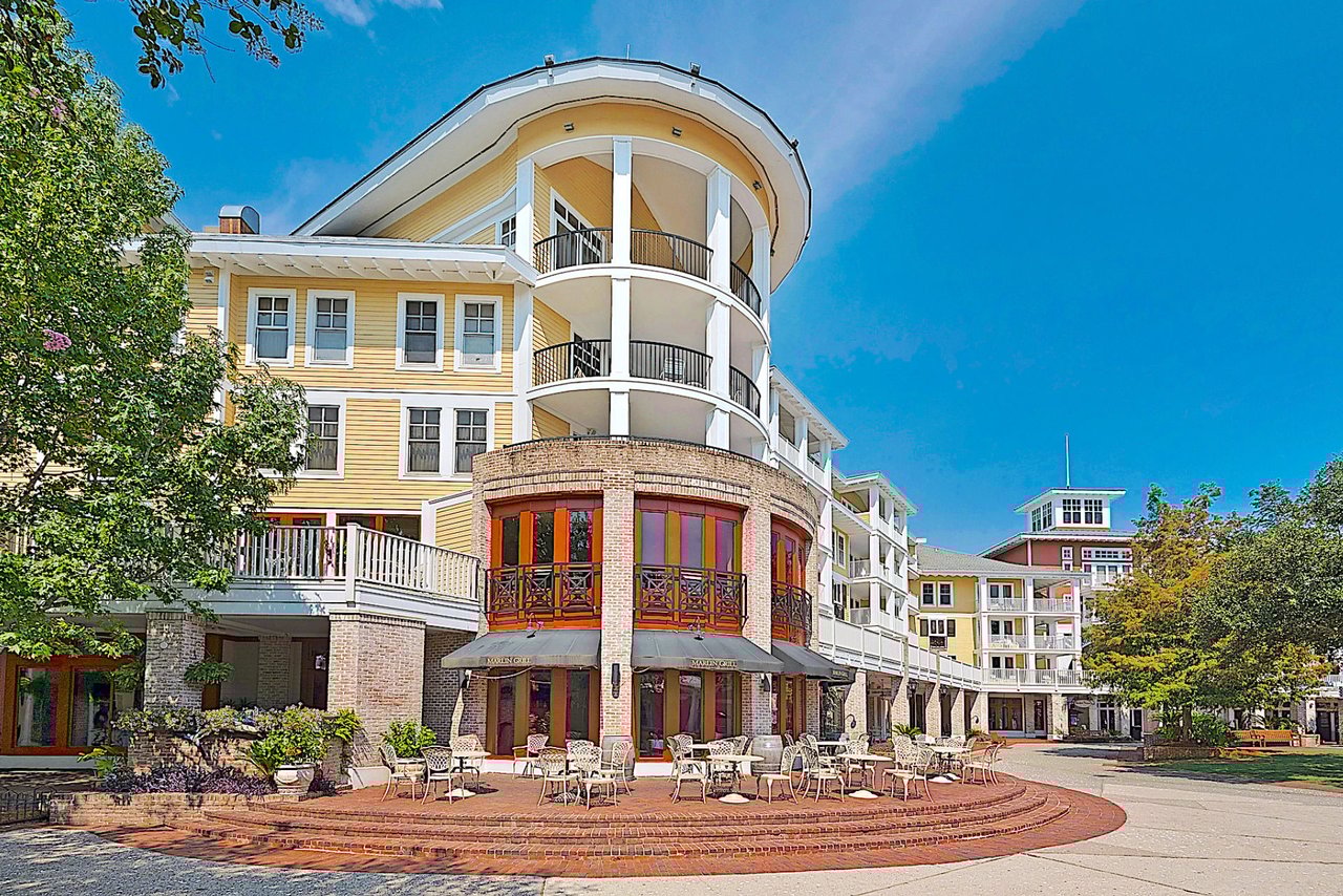 Baytown Warf Mardi Gras Parade