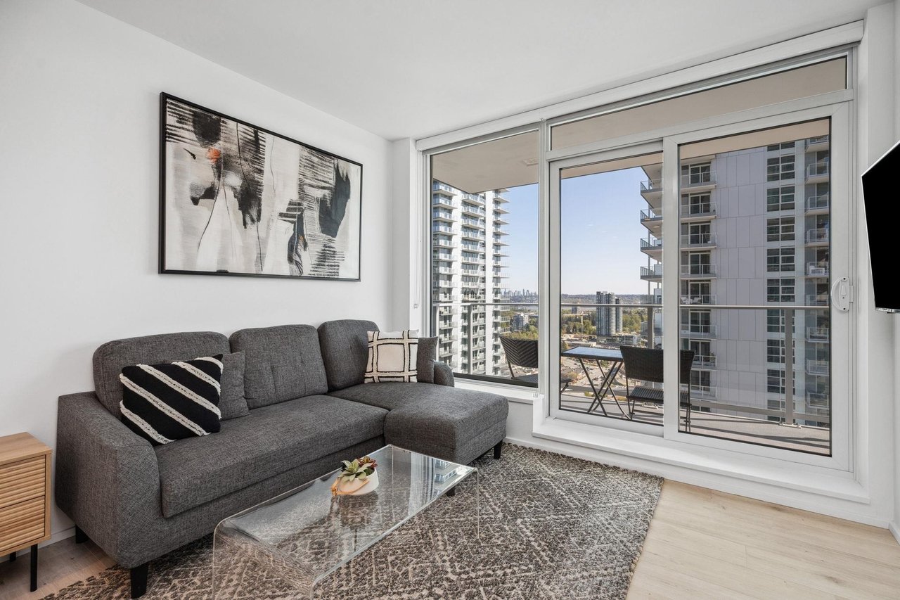 2006-3809 Evergreen Pl