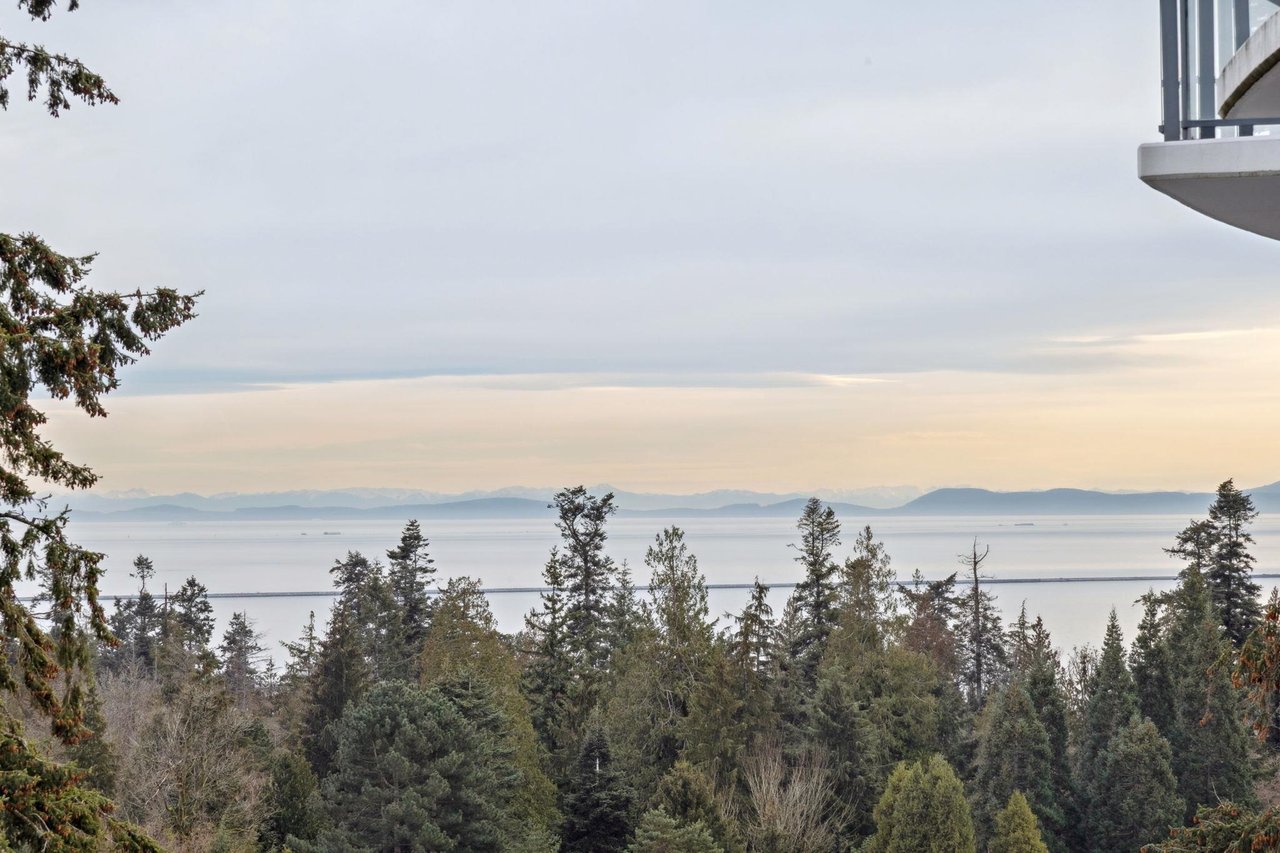 1206-3533 Ross Drive, Vancouver