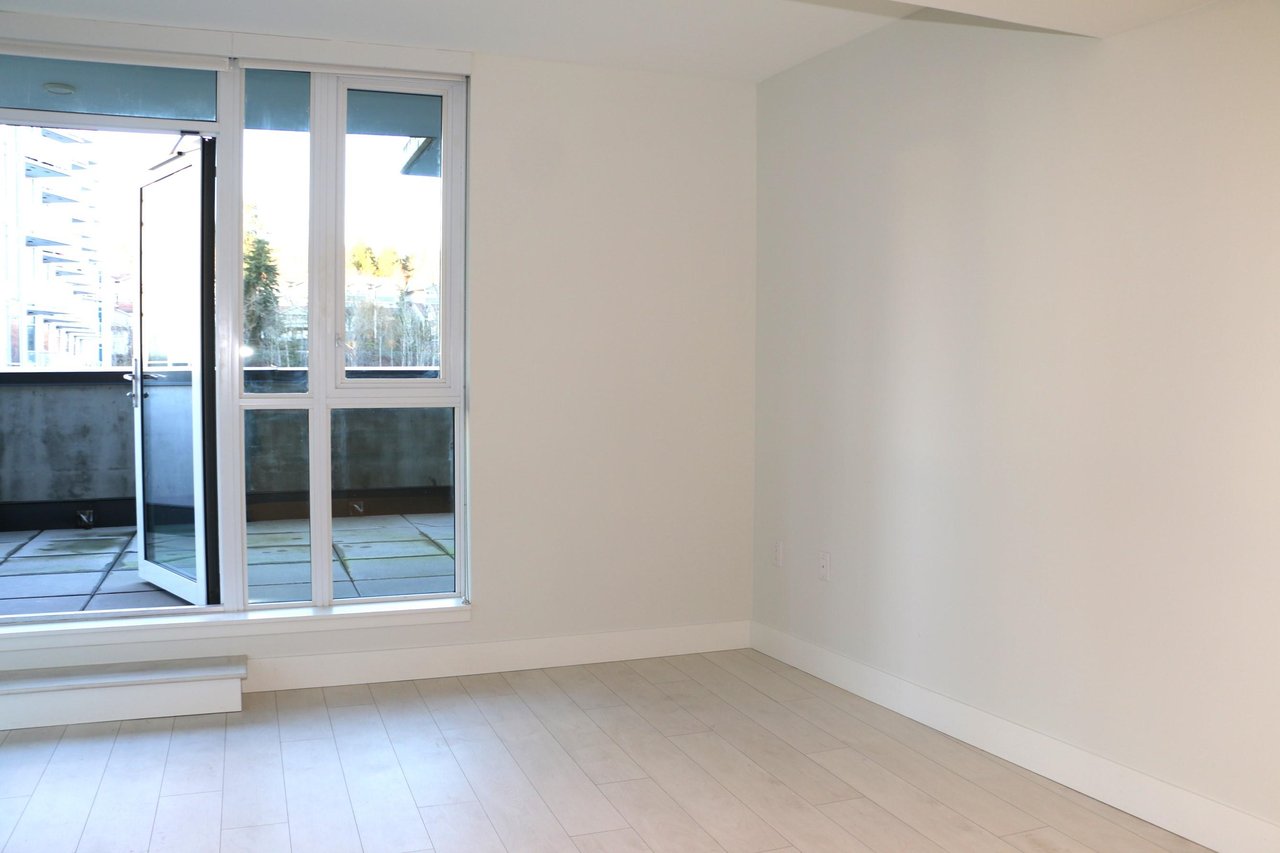 603-3538 Sawmill Cres