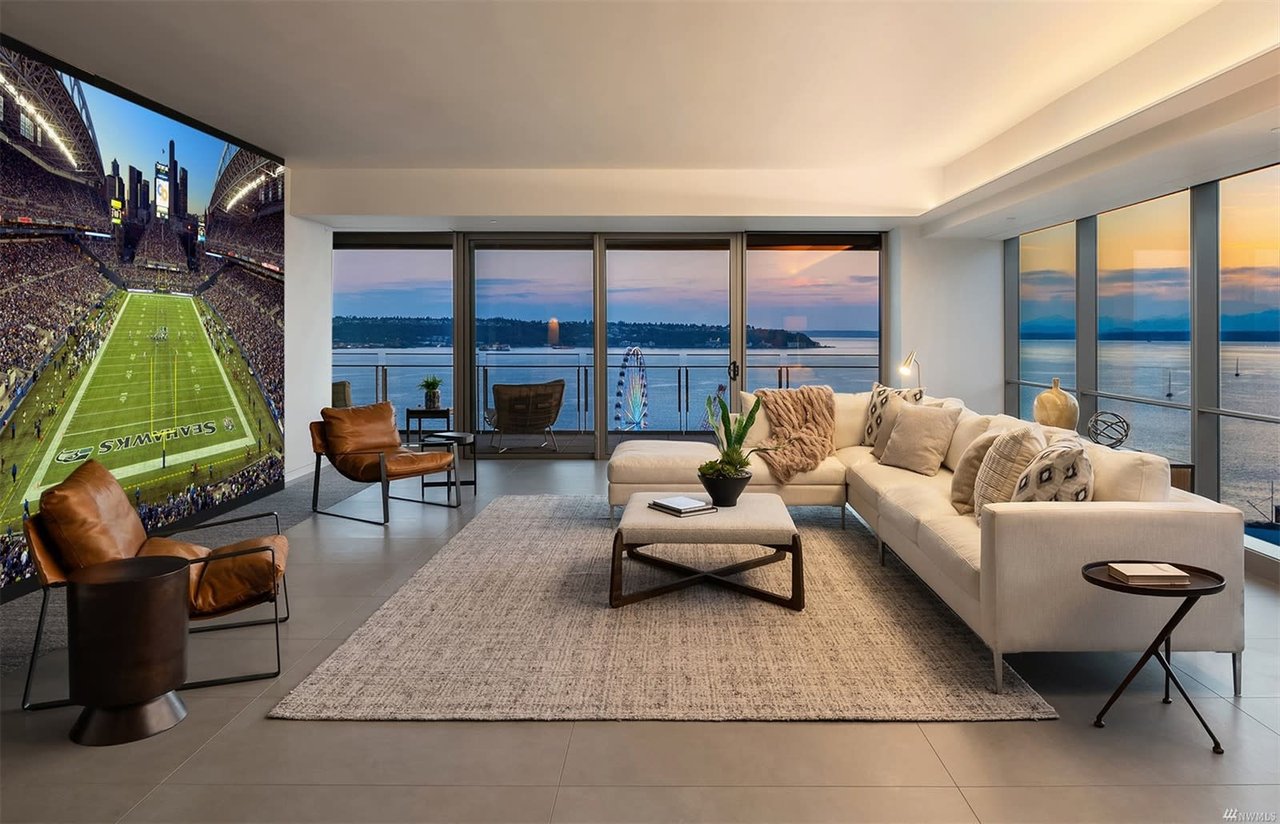 Four Seasons Private Residences