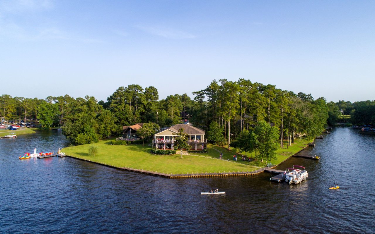 Bay Colony