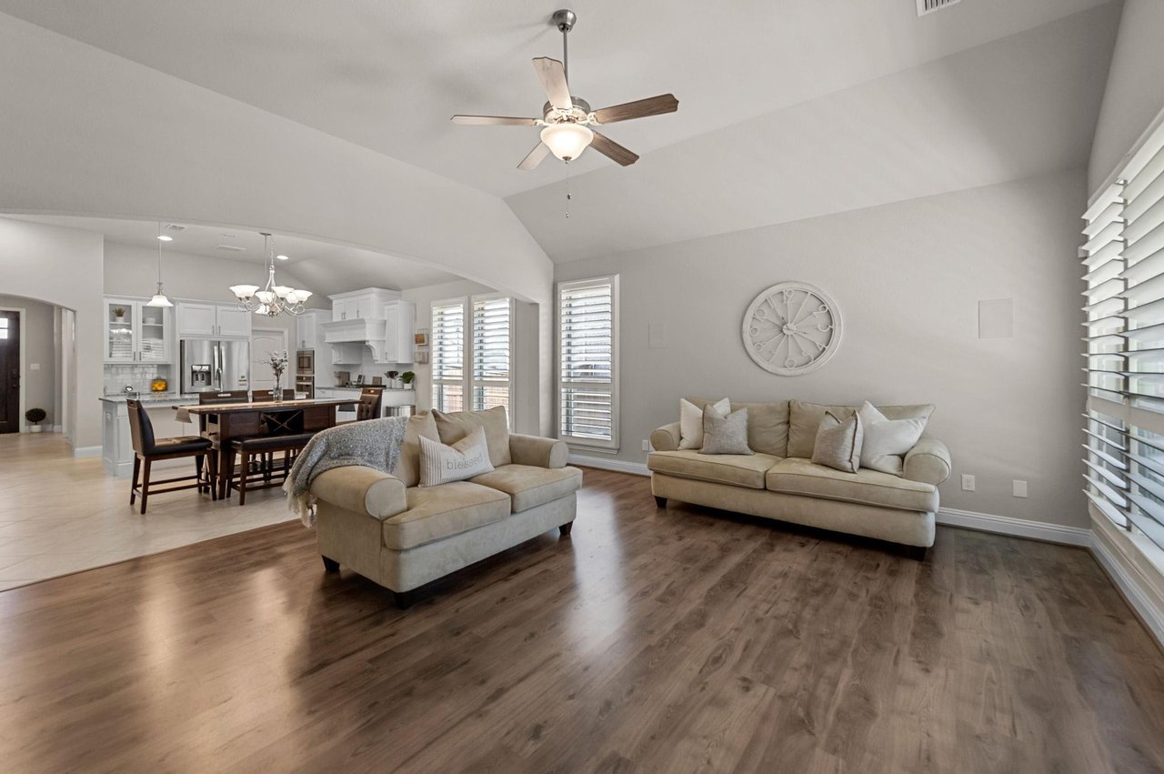 1537 Jocelyn Drive