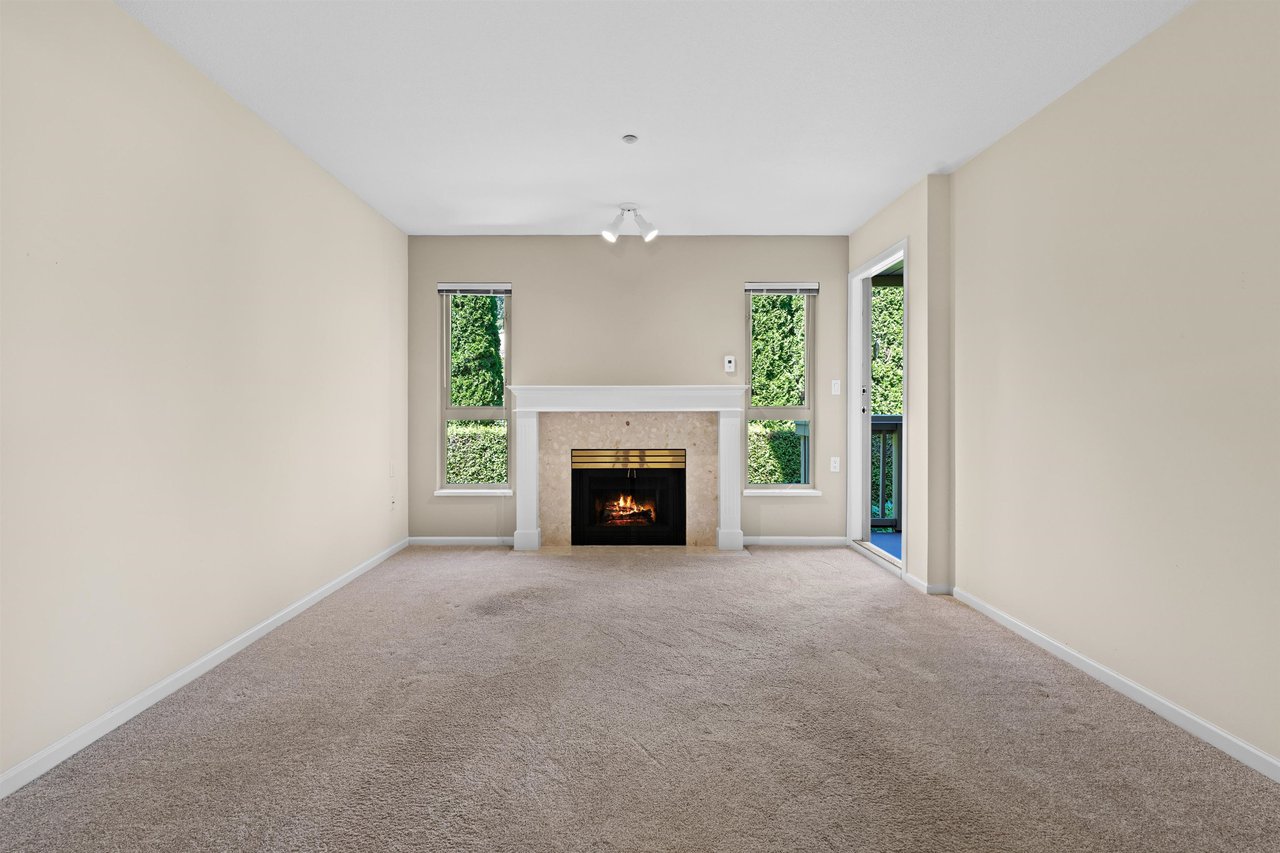 205-843 22nd St