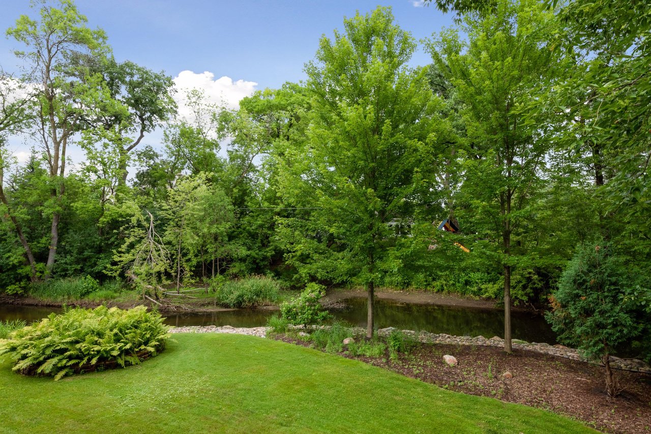 5629 Woodcrest Drive, Edina