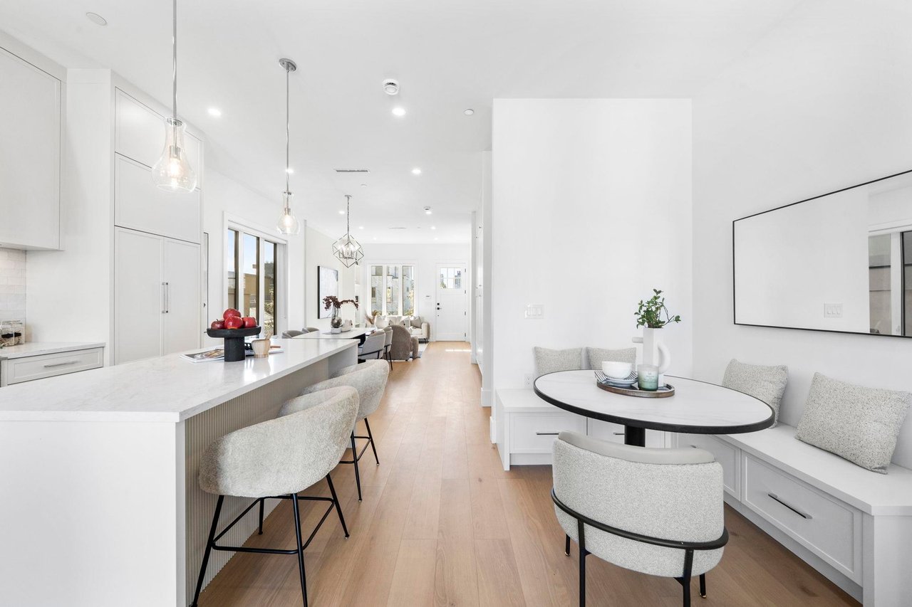 529 W 61st Ave