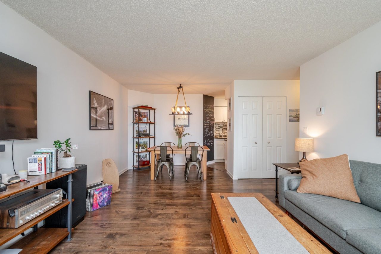 405-3760 Albert Street, Burnaby
