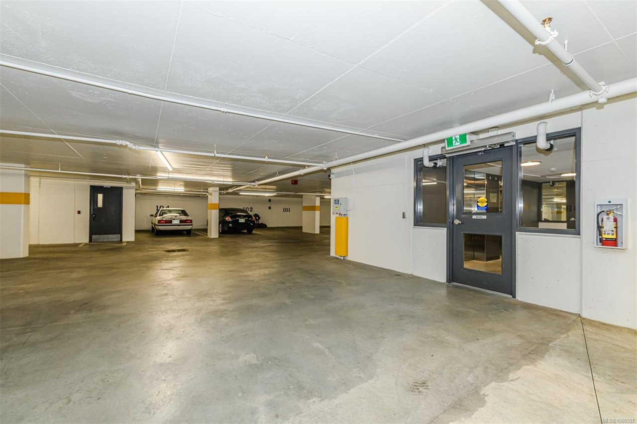 903-1628 Store St, Victoria
