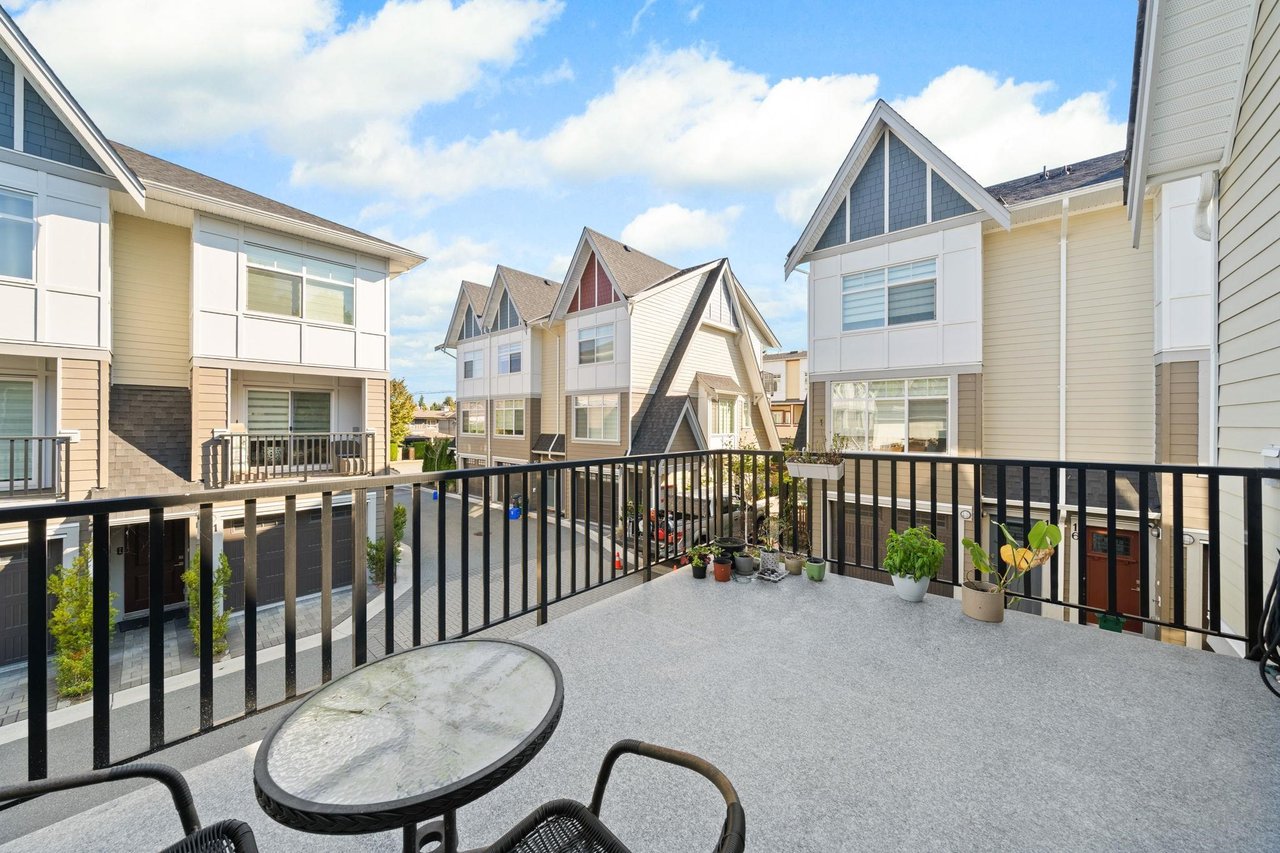 12-9728 Alberta Rd