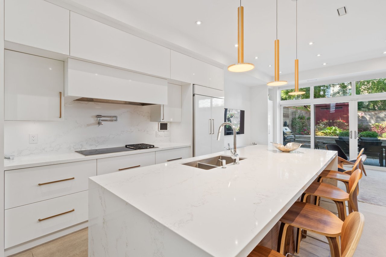 SOLD: Modern Luxury In Coveted Davisville