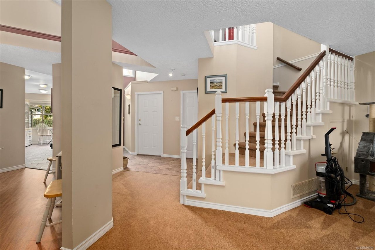6-500 Marsett Pl