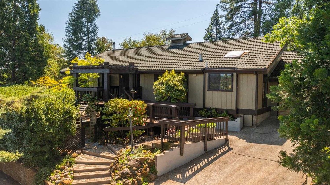 600 Skyline Dr