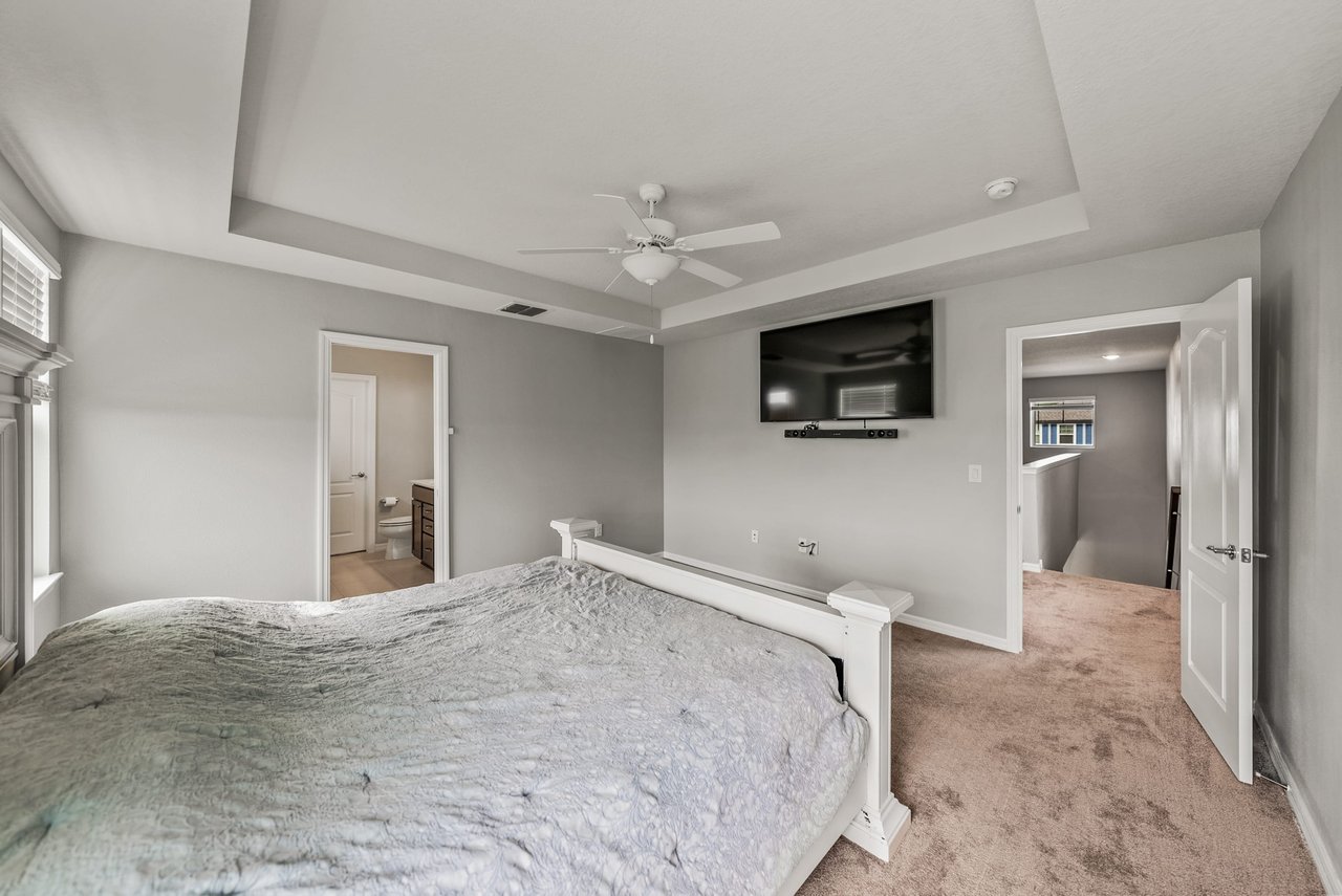 7603 POOL COMPASS LOOP 