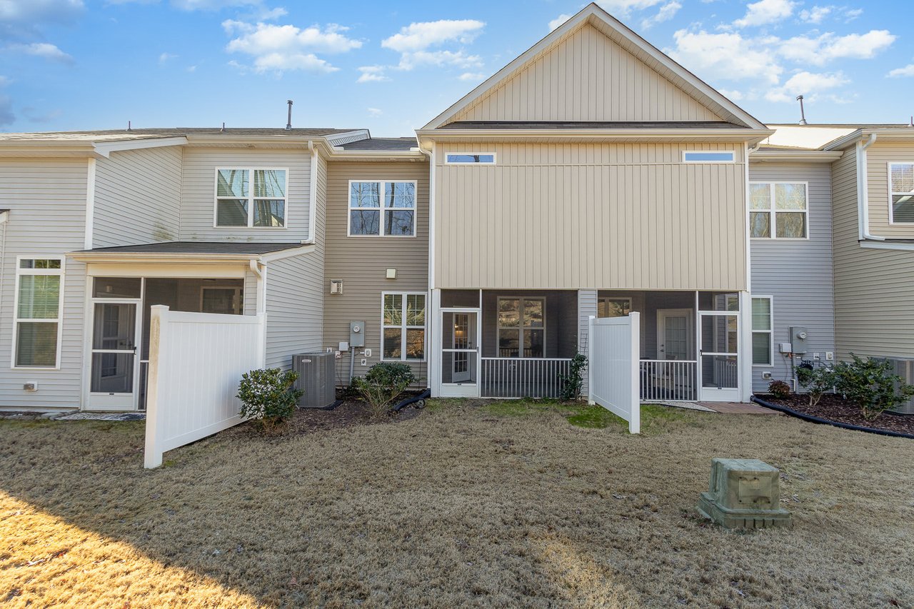 3 Bedroom Townhome Near UNC Hospital - Hillsborough