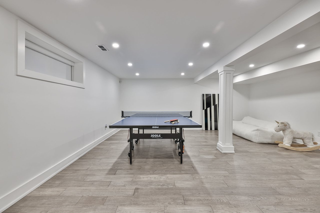 SOLD: Premium Corner Locale