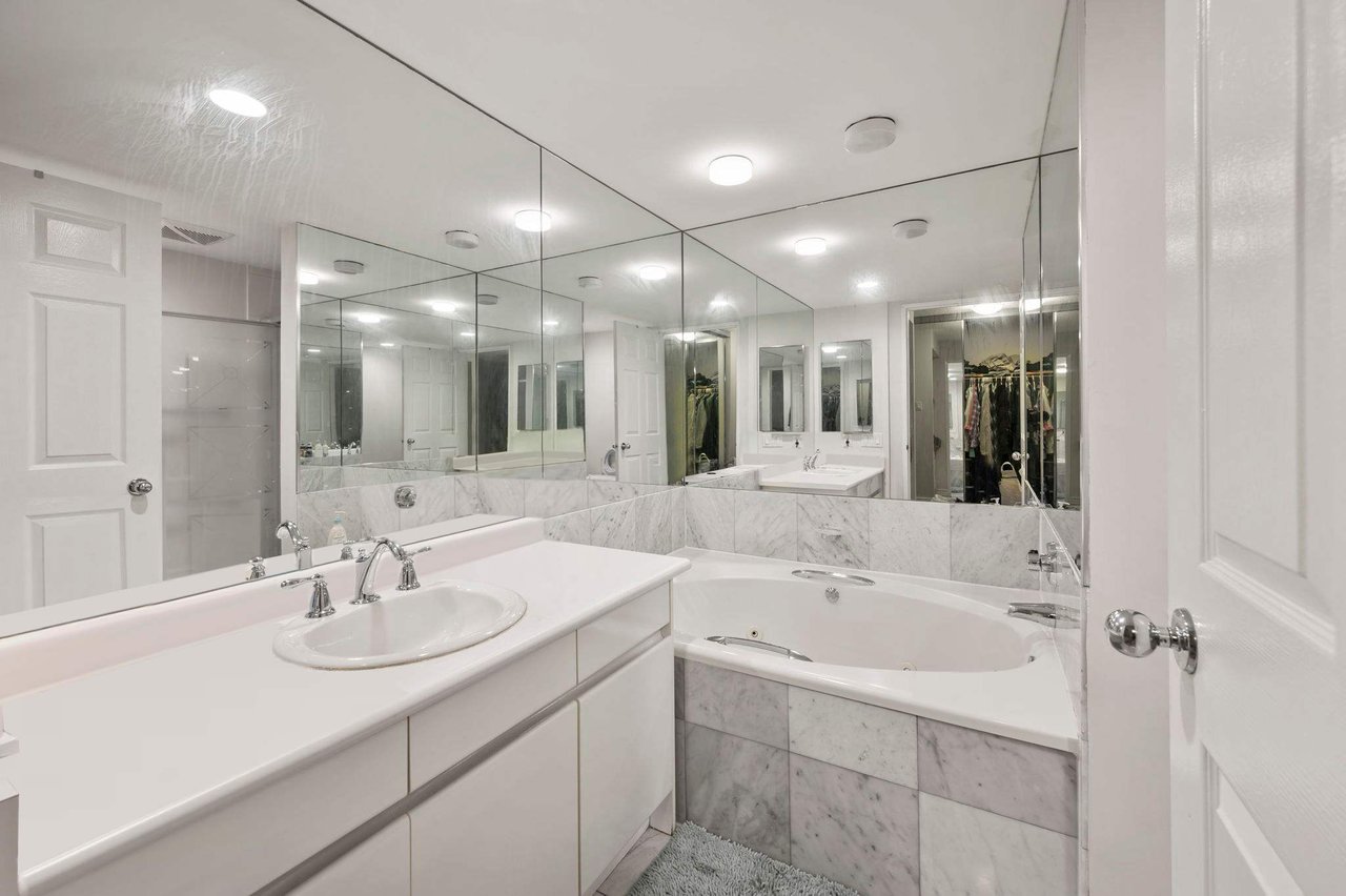 SOLD: Experience World-Class Living