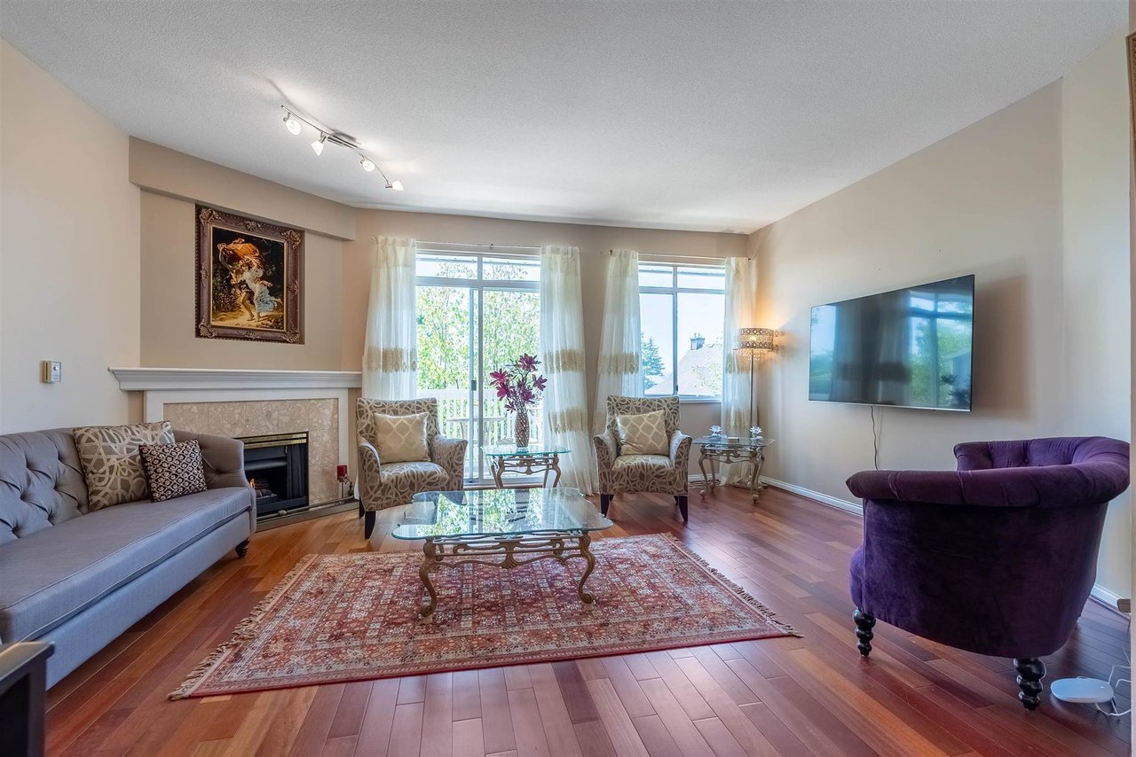 44-2615 Fortress Dr